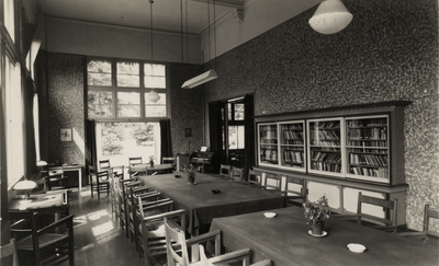 16103 Interieur van het huis Ernst Sillem Hoeve (Soestdijkerweg 10) te Den Dolder (gemeente Zeist), in gebruik bij de ...